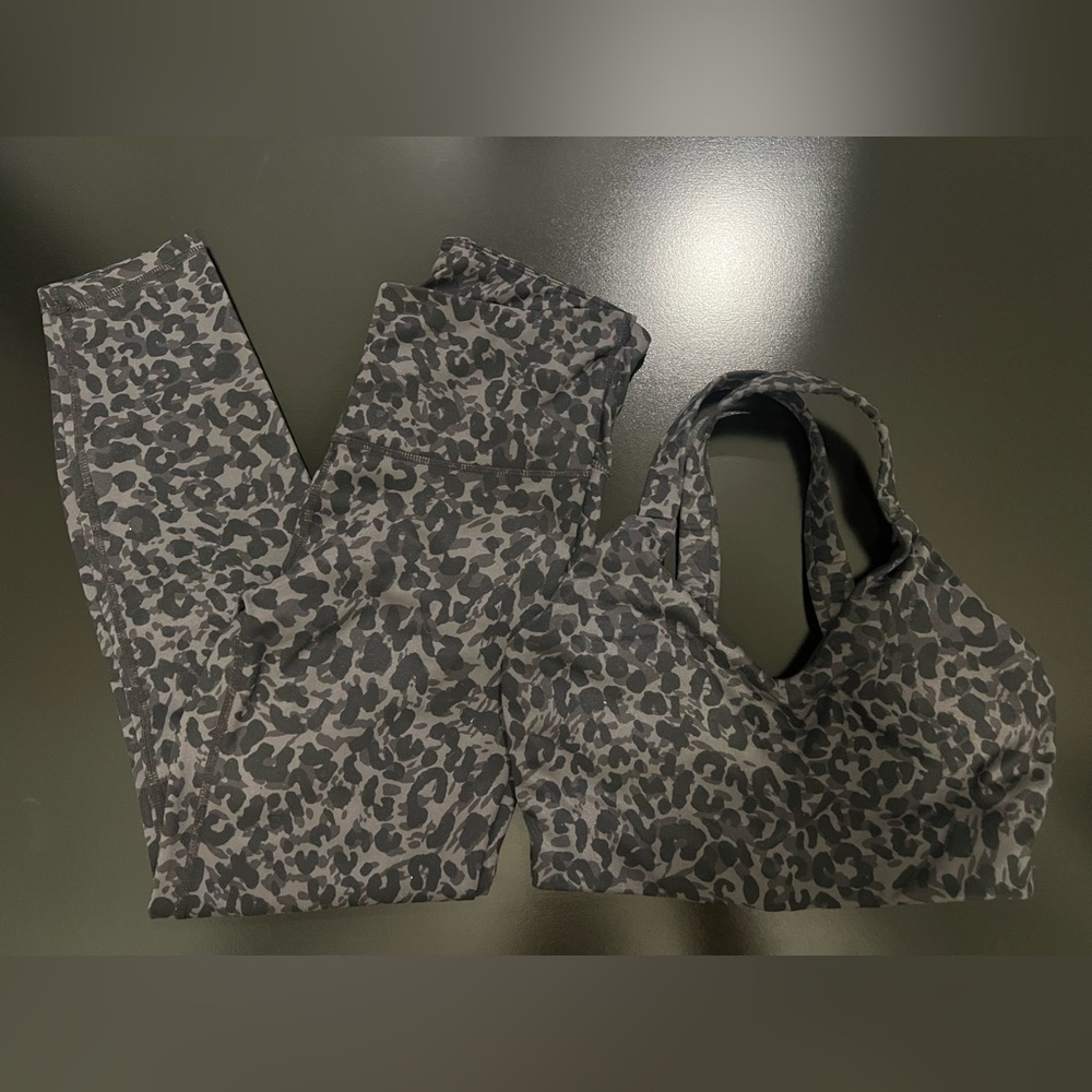 LIKE NEW — GapFit Leopard Matching Set